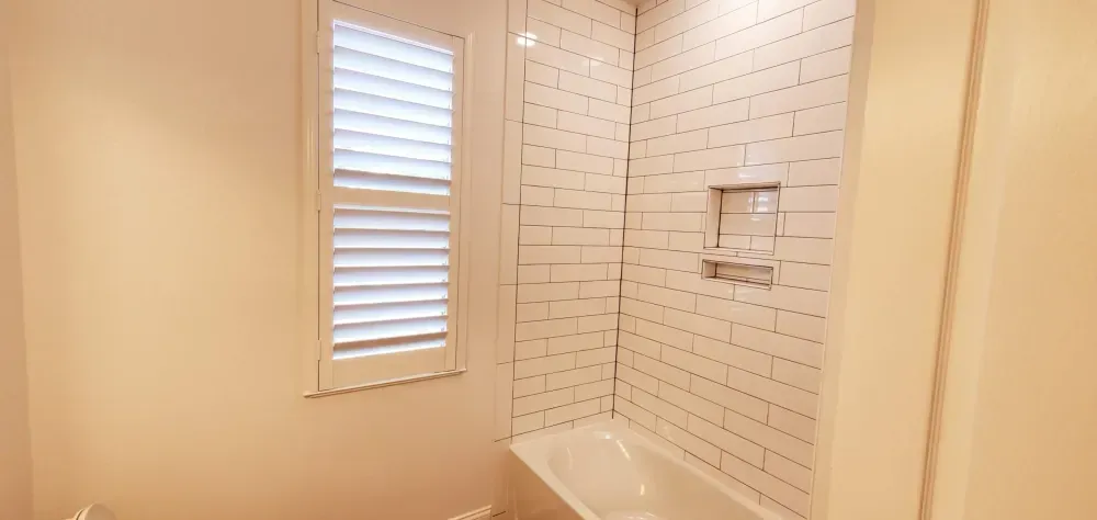 Bathroom shutters