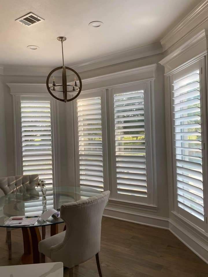 Custom plantation shutters living room - A&Q Custom Shutters Orlando
